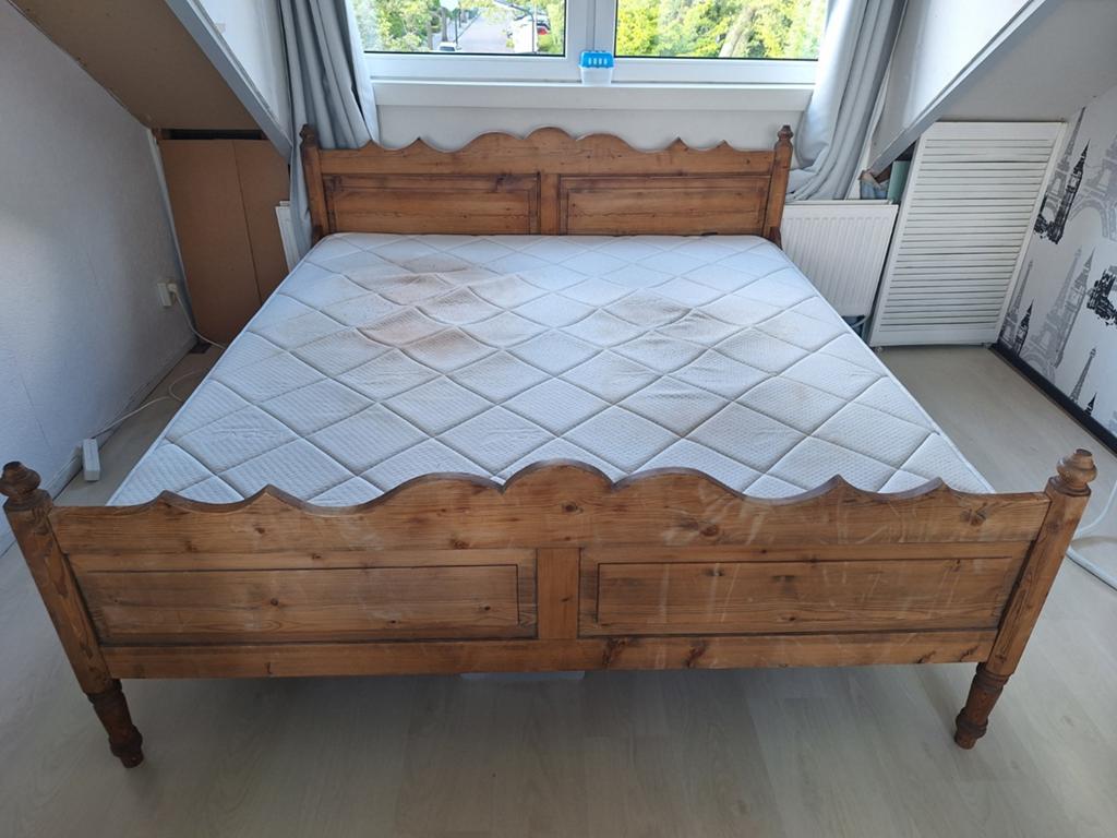 Houten tweepersoonsbed met 190x200cm matras, Ophalen, Gebruikt, Eenpersoons, 180 cm