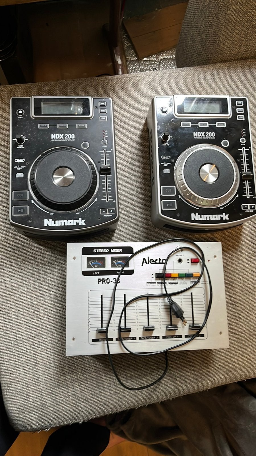 Numark NDX 200 CD-set met Alecto PRO-33 mixer, Muziek en Instrumenten, Dj-sets en Draaitafels, Ophalen of Verzenden, Gebruikt
