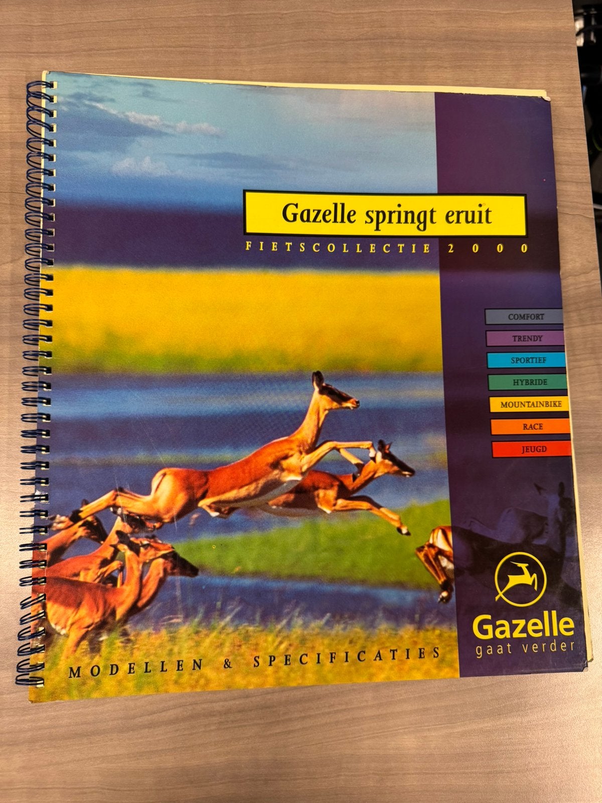Gazelle dealerboeken van 1990 t/m 2000. In zeer goede staat, Ophalen of Verzenden, Zo goed als nieuw