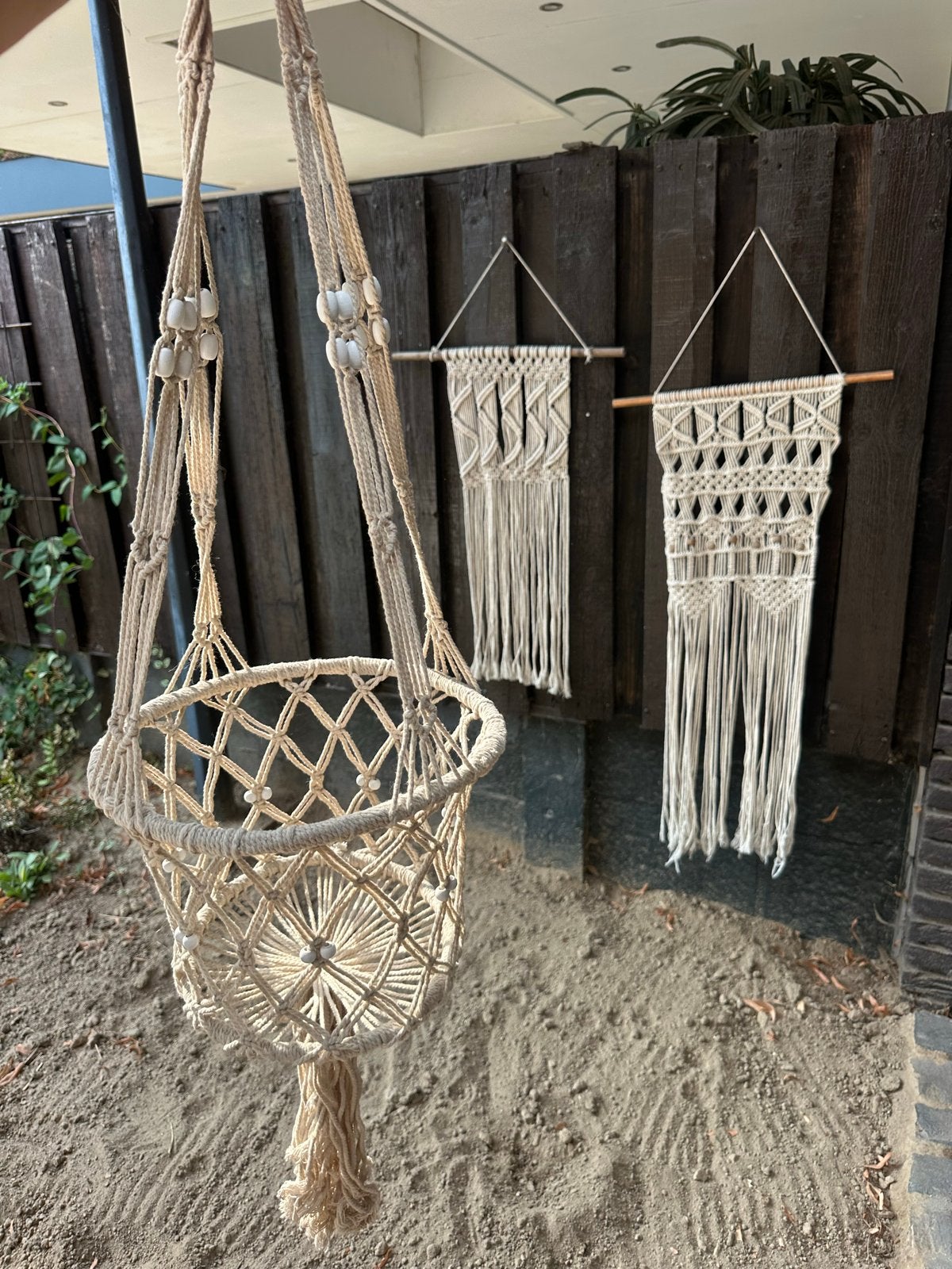 Macramé wandhangers en plantenhanger set, Beige, Textiel, Ophalen of Verzenden, Zo goed als nieuw