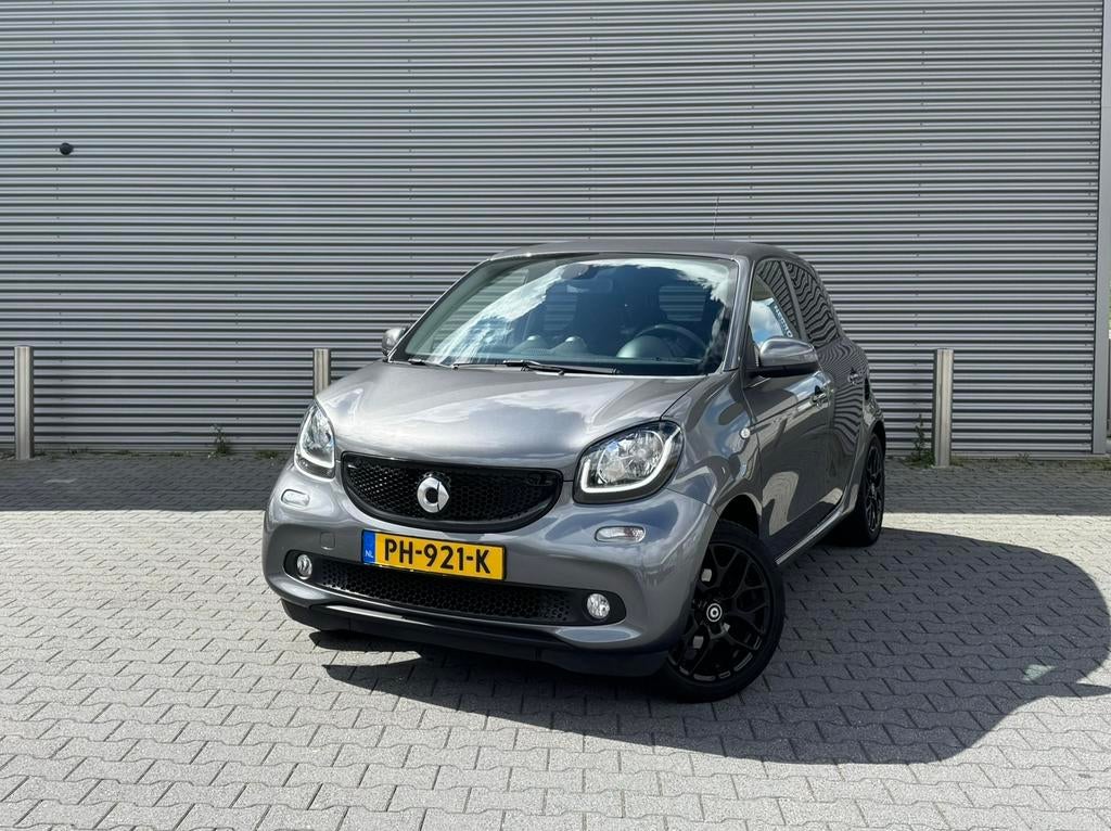 Smart ForFour 1.0 52KW | 2017 | Cruise | LM Velgen, Auto's, 4 stoelen, Origineel Nederlands, 24 km/l, Handgeschakeld