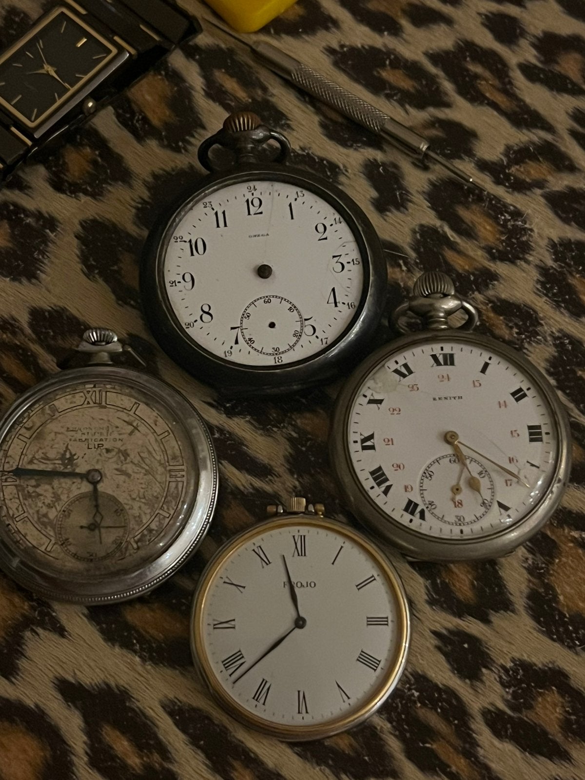 Set 4 vintage horloges (Omega Zenith LIP Frojo) Werkend!, Antiek en Kunst, Antiek | Klokken, Ophalen of Verzenden