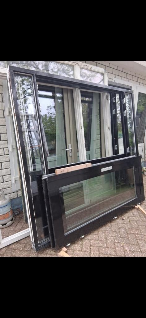 Tuindeuren 3 punt sluitwerk zijlichten En kozijn 5 jaar oud, Ophalen, Deurkozijn, 225 cm of meer, Zo goed als nieuw
