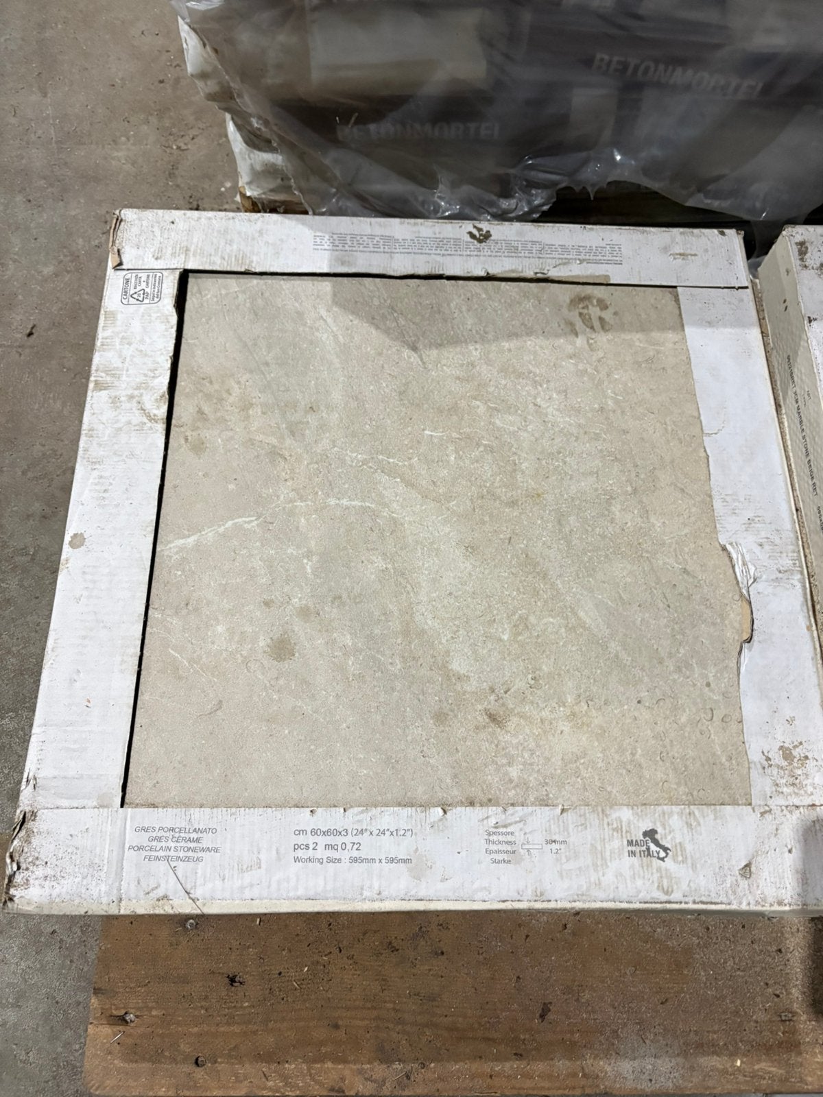 8 keramische tuin tegels 60x60, Ophalen, Zo goed als nieuw, Minder dan 5 m², Vloertegels