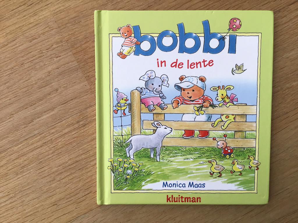 Bobbi in de lente - Monica Maas., Ophalen of Verzenden, Zo goed als nieuw, 2 tot 3 jaar