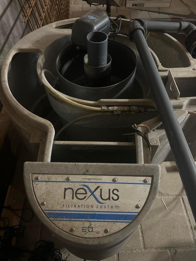 Nexus Filtratiesysteem voor Vijver, Ophalen, Gebruikt, Vijverfilter