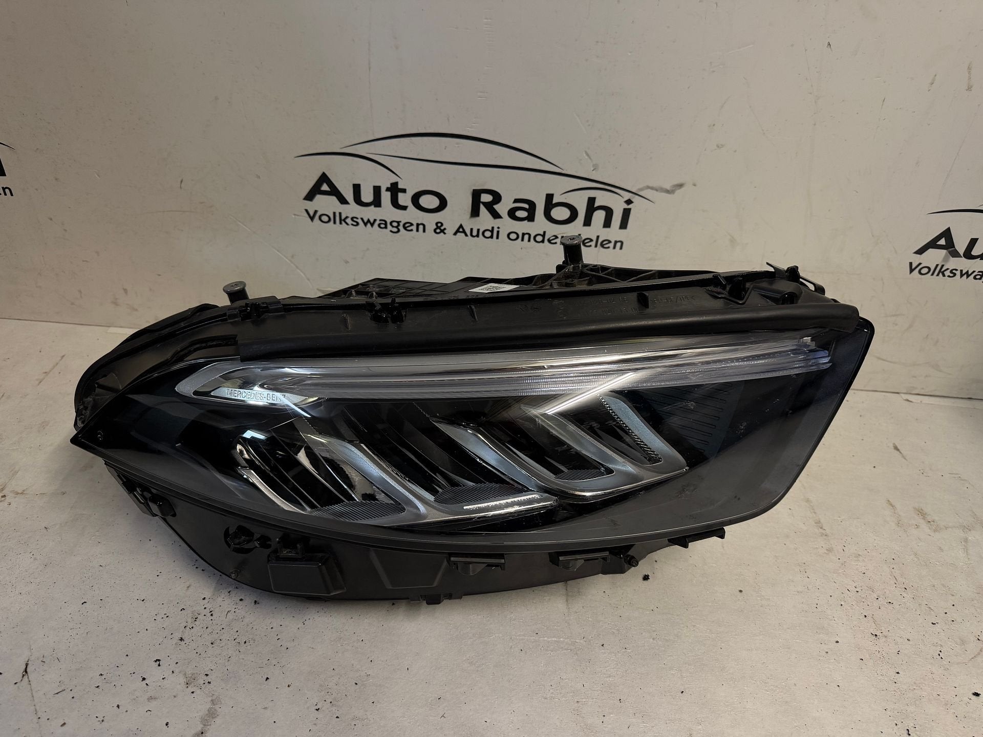 Mercedes A Klasse W177 Facelift Koplamp Rechts A1779064406, Gebruikt, -, -, Ophalen of Verzenden