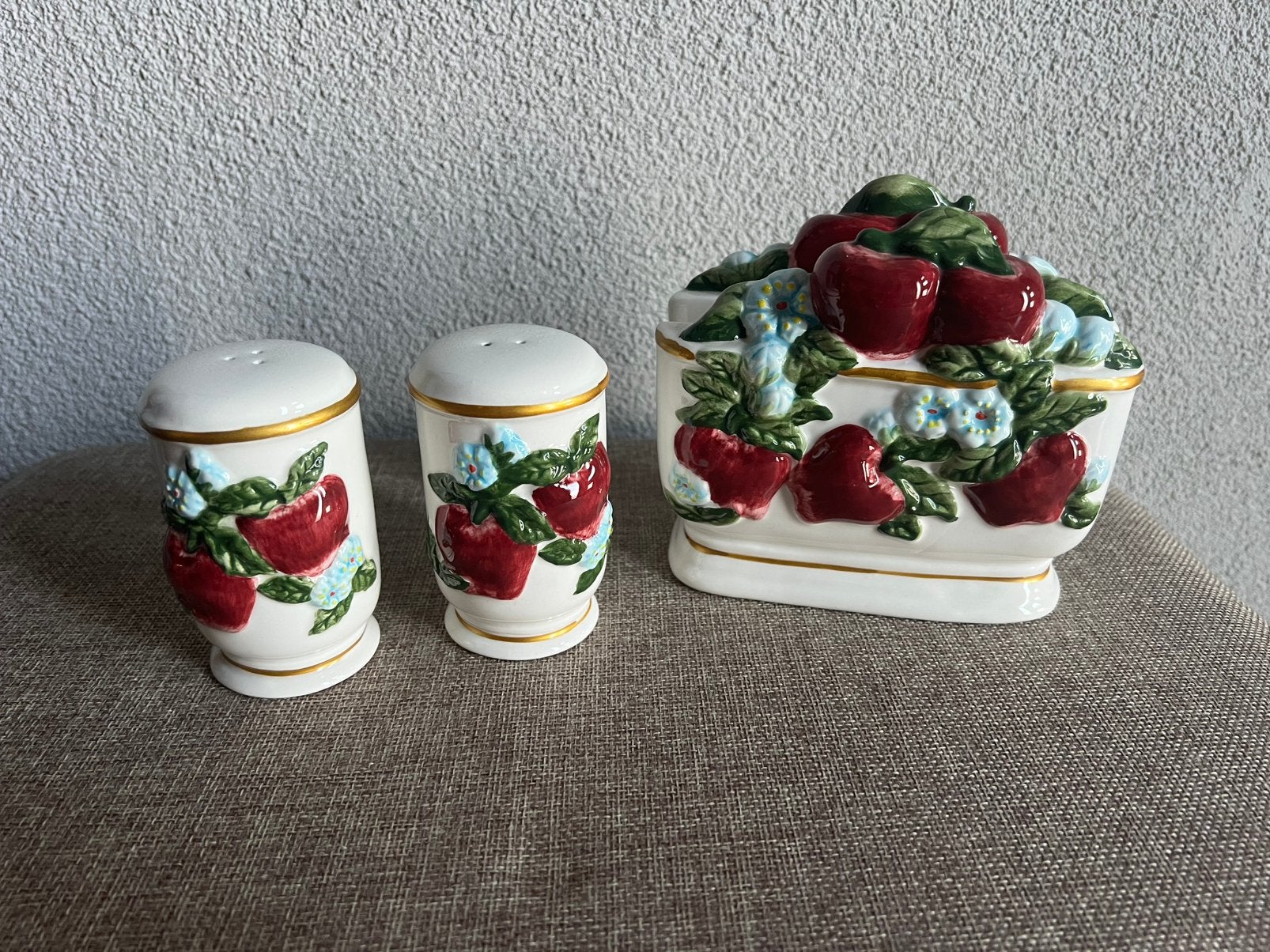 Servetten houder , peper & zout set , vintage appel, Overige typen, Ophalen of Verzenden, Zo goed als nieuw