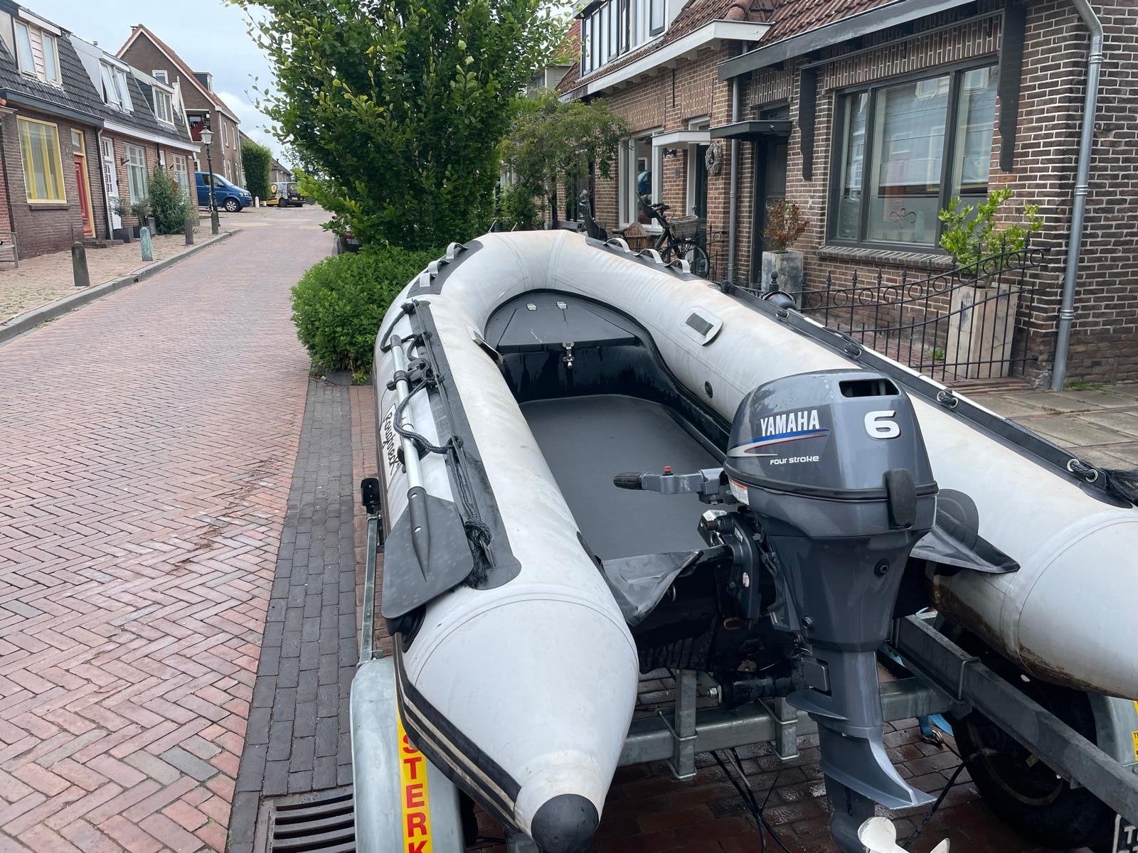 Yamaha 9.9 pk buitenboordmotor (zonder boot)incl. tank, Watersport en Boten, Buiten- en Binnenboordmotoren, Gebruikt, 5 tot 10 pk