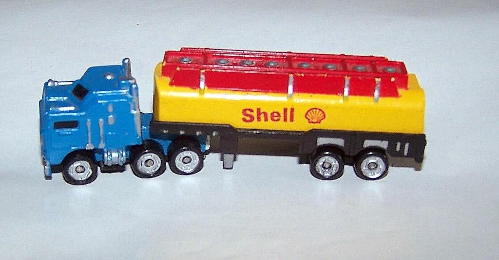 Micro model Shell tankauto. L. 8cm. Izgs., Hobby en Vrije tijd, Modelauto's | Overige schalen, Ophalen of Verzenden, Nieuw, Bus of Vrachtwagen