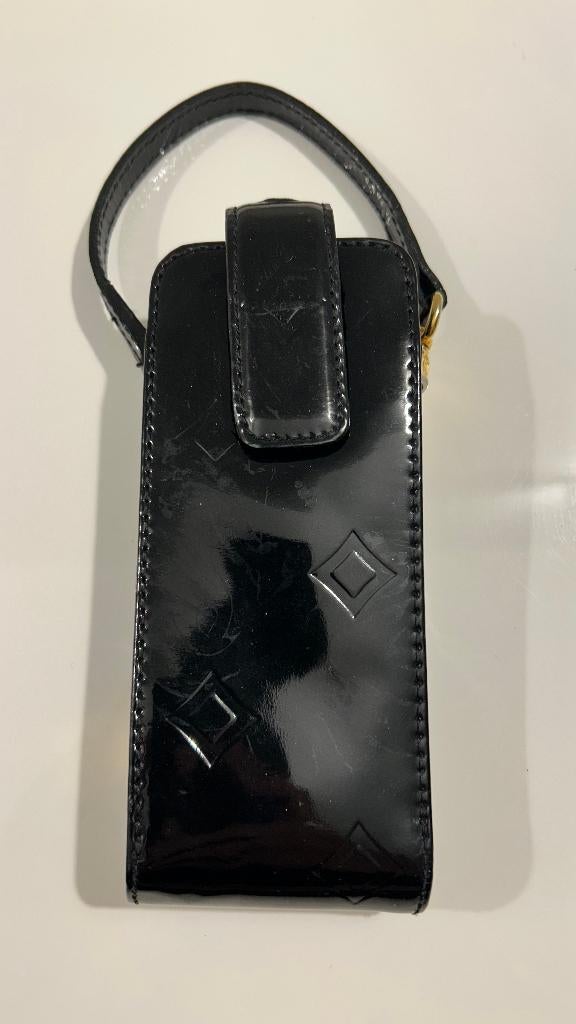 MCM zwarte laklederen telefoontasje, Sieraden, Tassen en Uiterlijk, Tassen | Damestassen, Ophalen of Verzenden, Gebruikt, Zwart