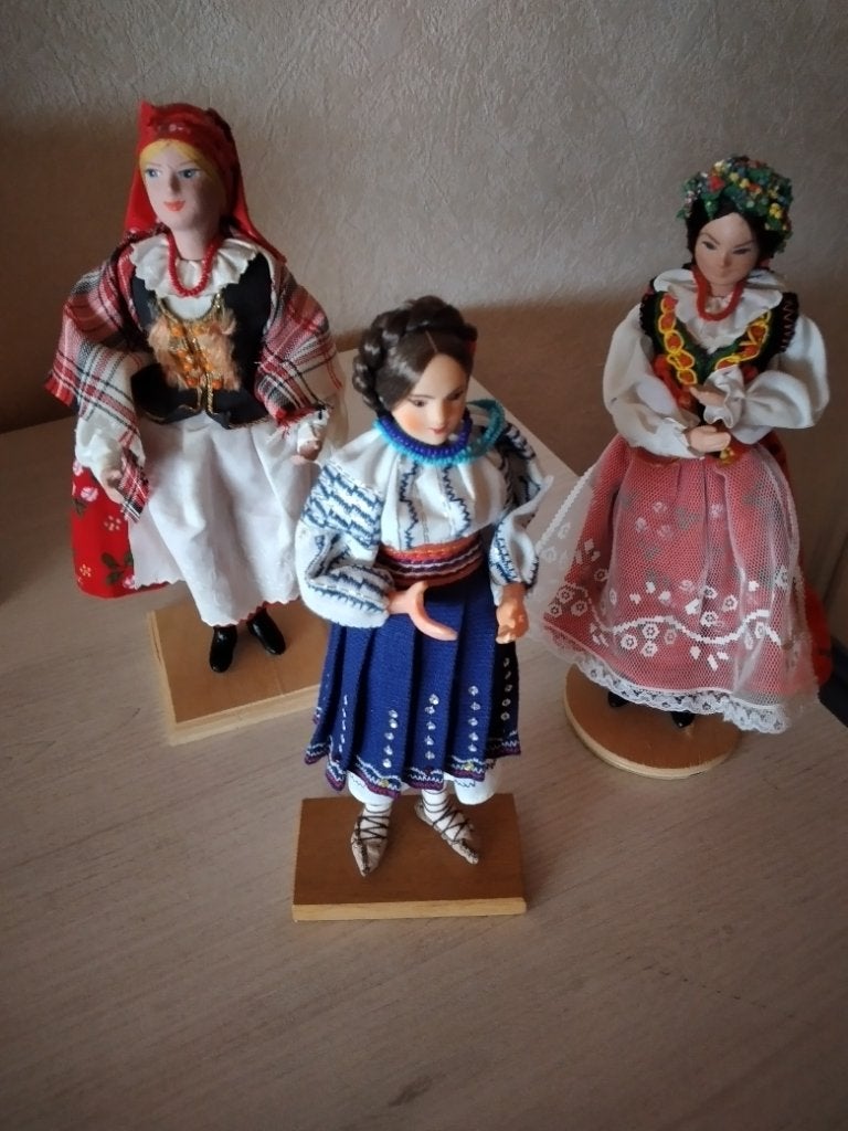 Klederdrachtpoppen., Verzamelen, Poppen, Ophalen of Verzenden, Zo goed als nieuw, Pop
