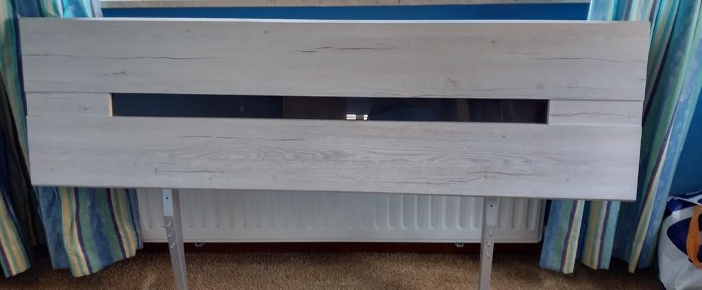 Hoofdbord voor bed van 140cm, Ophalen