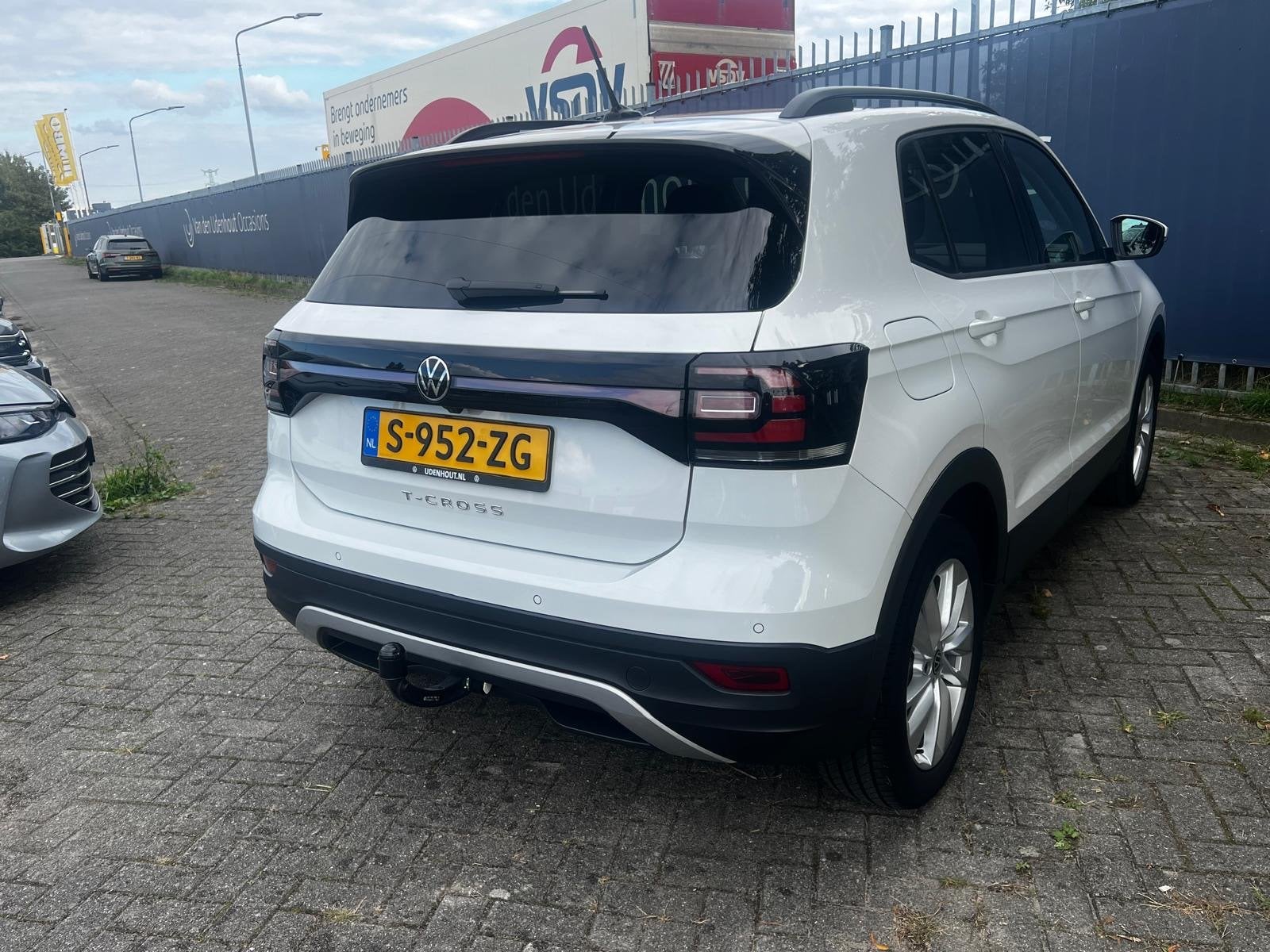 Volkswagen T-Cross 1.0 TSI 95pk Life Camera Navigatie Clima, Voorwielaandrijving, Gebruikt, 620 kg, Wit