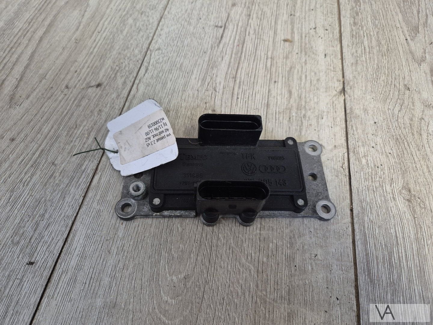 VW Golf 4 / Passat / Bora  Leon 2.3 v5 AGZ ontsteking module, Auto-onderdelen, Elektronica en Kabels, Volkswagen, Gebruikt, Ophalen of Verzenden