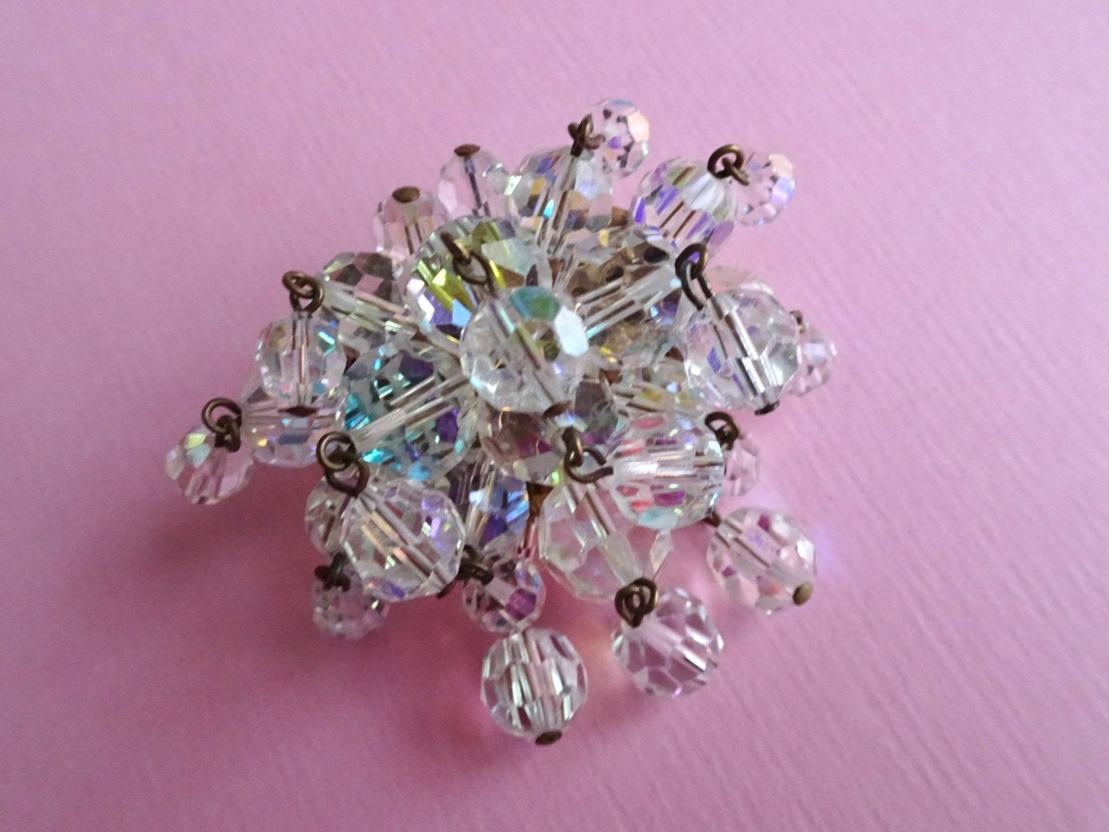 jwg Vintage 50s 60s aurora borealis kristal kralen broche, Verzenden, Overige materialen, Broche