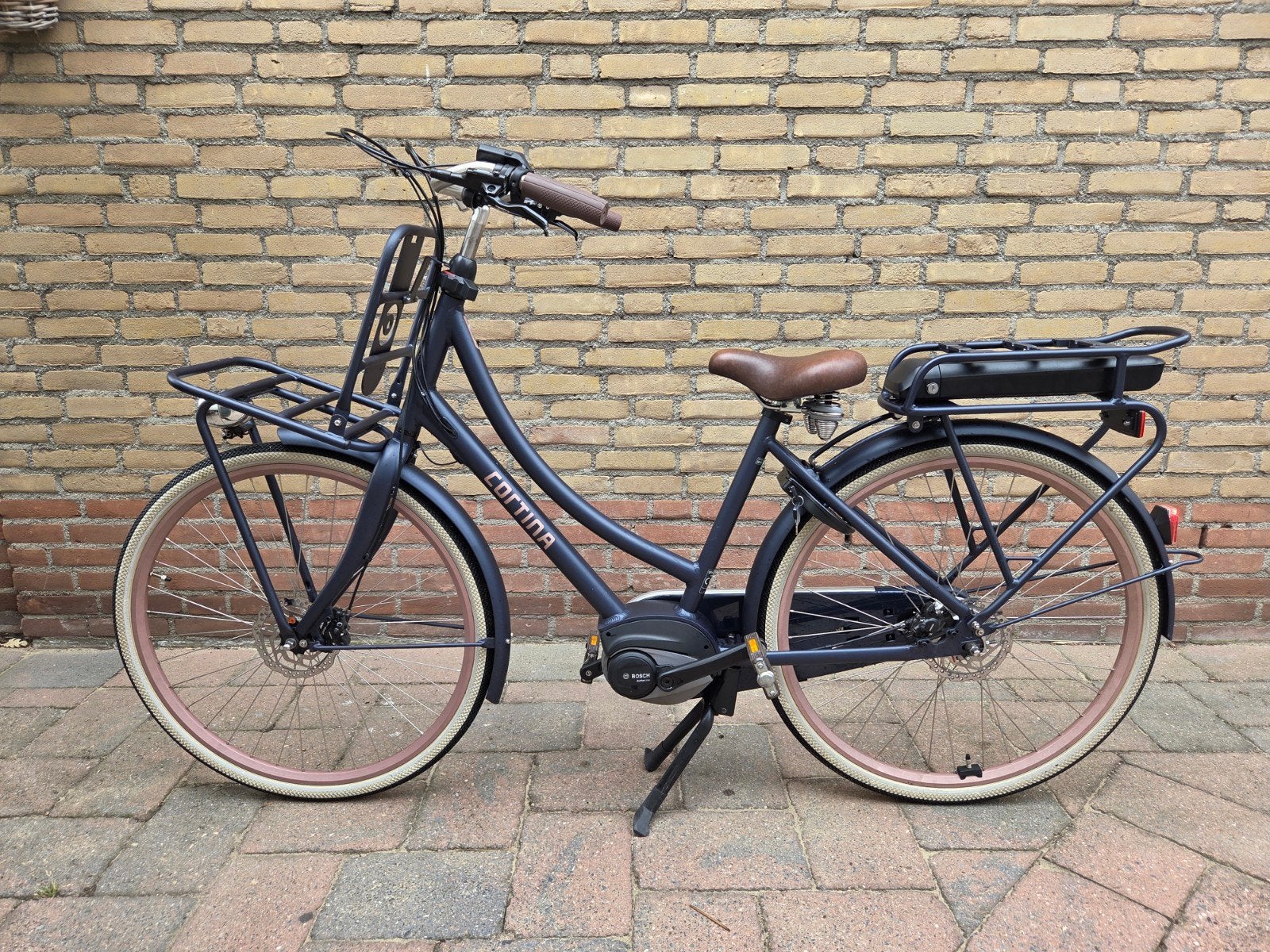 Cortina E-U4 Transport bosch smart, Zo goed als nieuw, 2025, Fietsen en Brommers, Elektrische fietsen, Zo goed als nieuw, Cortina