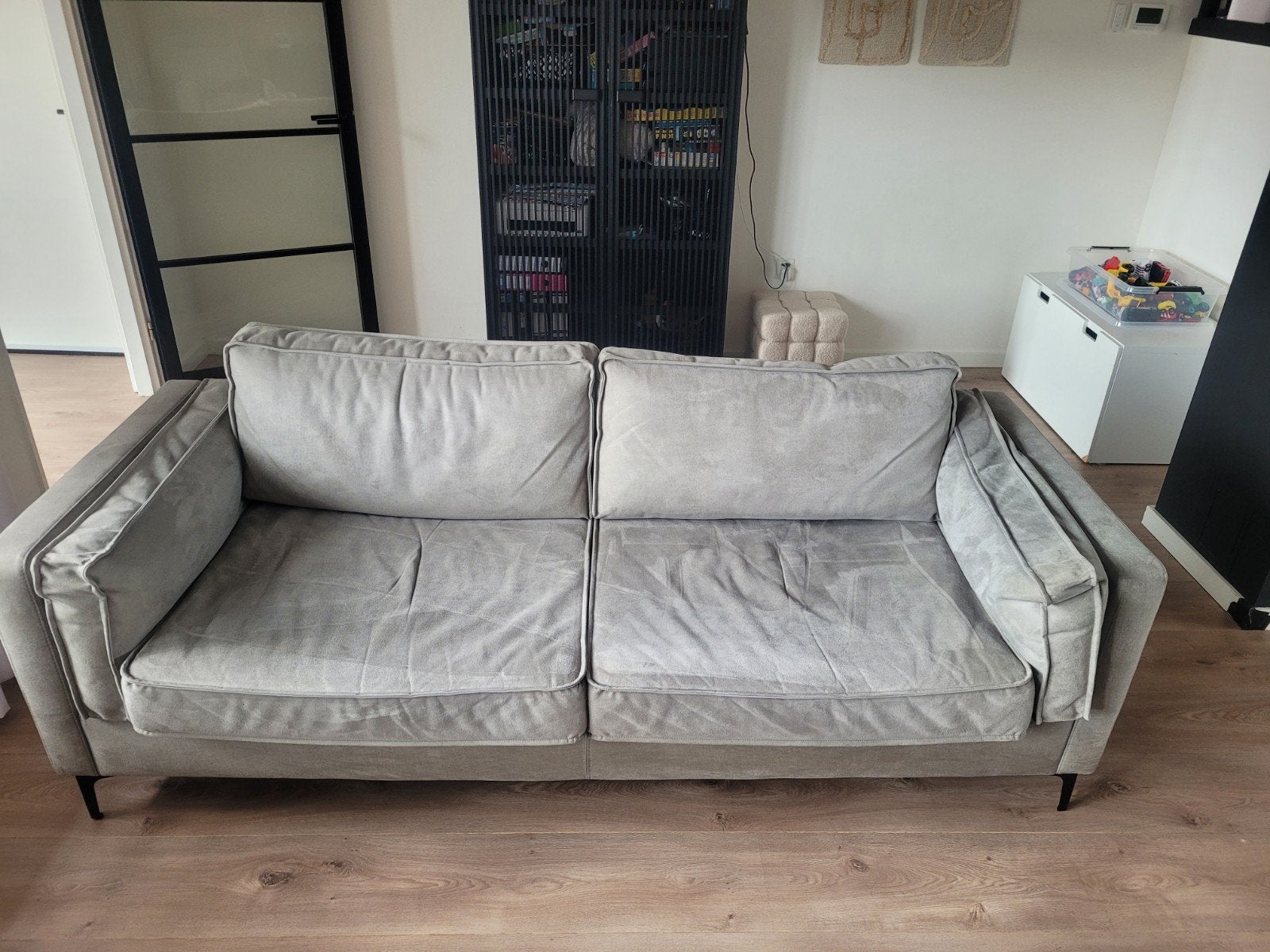 Gratis Licht grijze 2 1/2 zits bank, Ophalen, Gebruikt, Tweepersoons, 75 tot 100 cm
