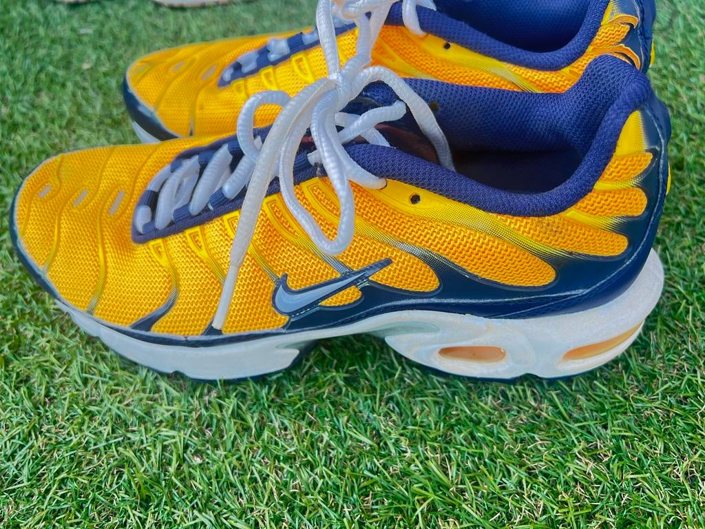 Nike Air Max Plus TN - Geel/Blauw maat 38.5, Ophalen of Verzenden, Zo goed als nieuw, Hardloopschoenen, Nike
