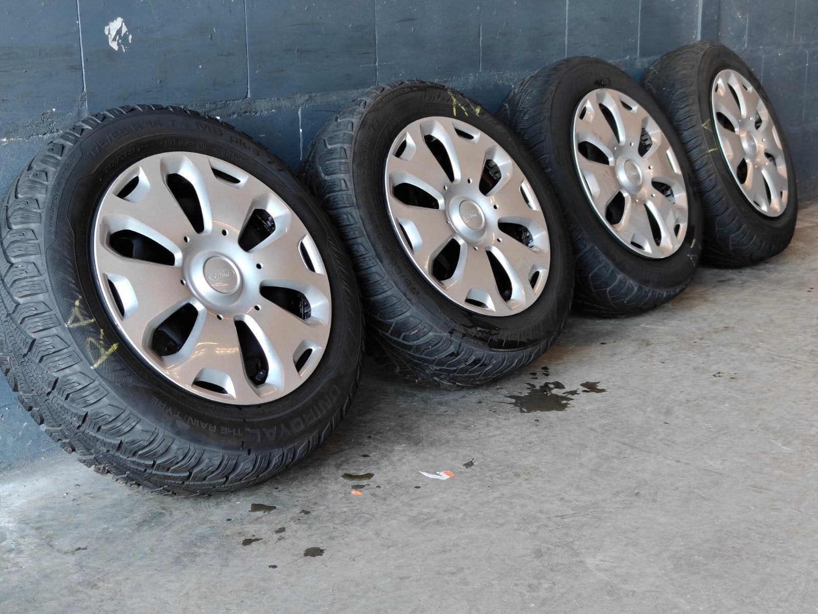 Originele Winterset Ford Fiesta TPMS, 14 inch, Gebruikt, Klanten@ford.com, Ford