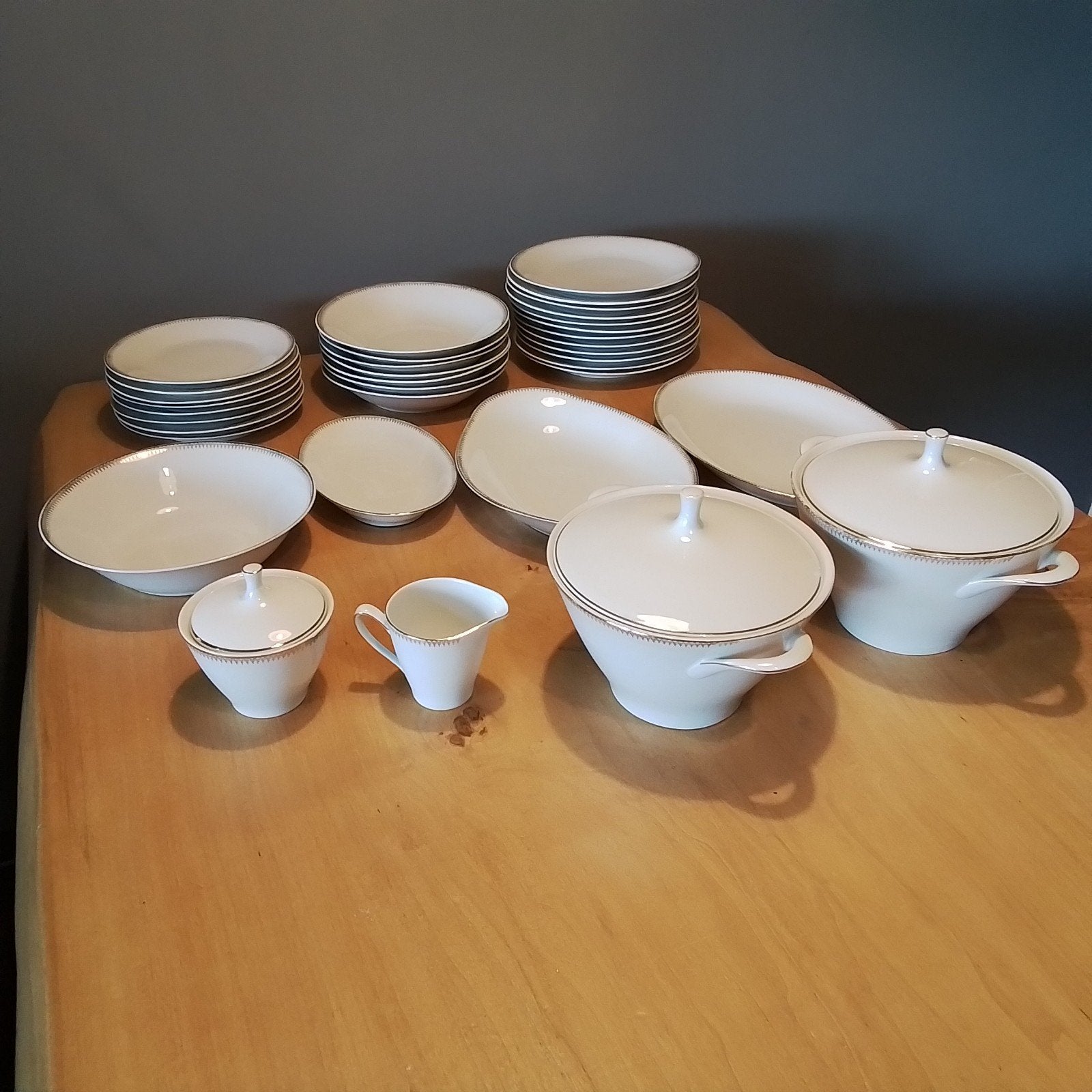 Cmielow KI.07 Servies Made in Poland - goude rand versiering, Ophalen