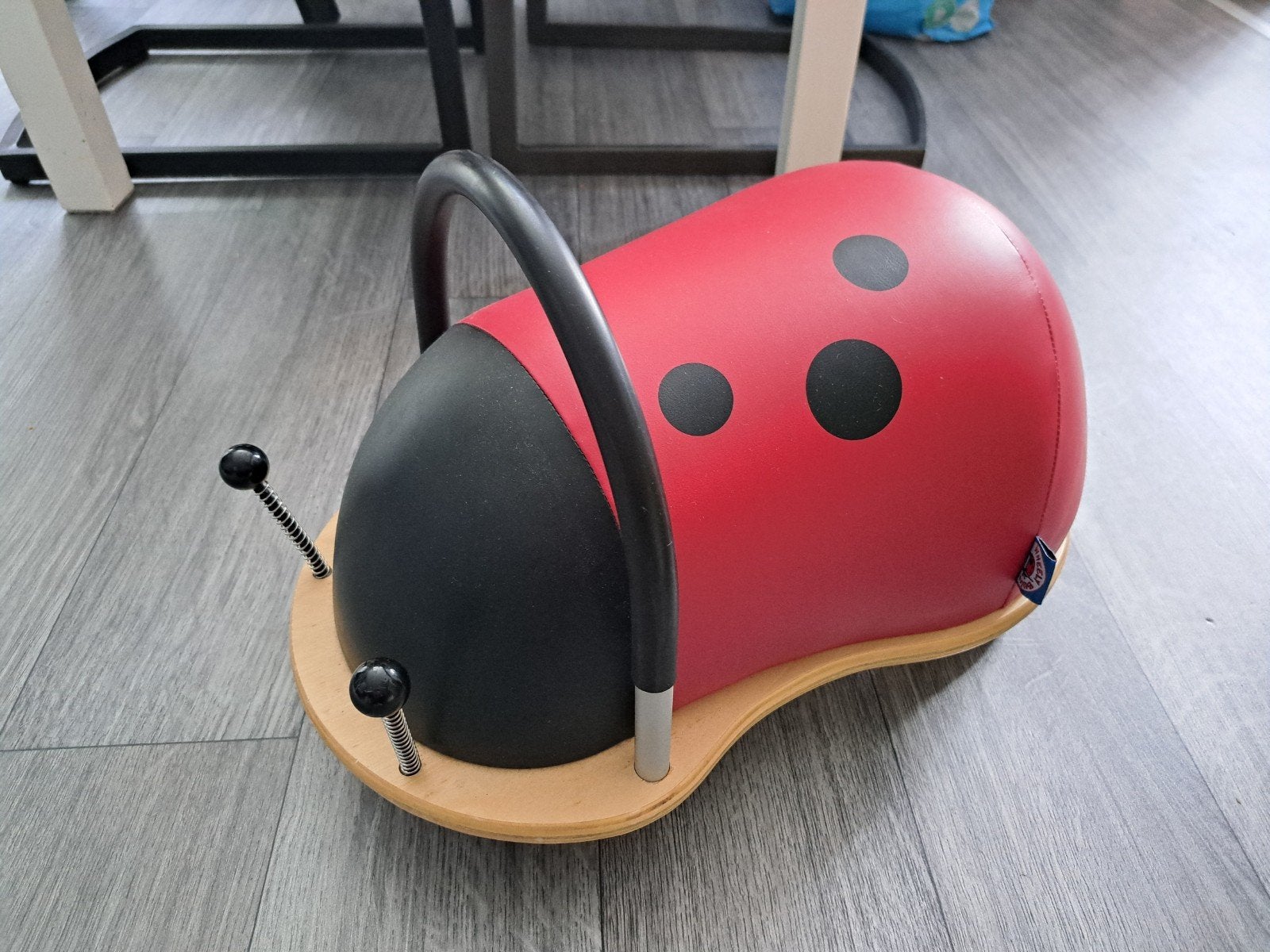Nieuwstaat Wheelybug lieveheersbeestje - nieuwstaat!, Ophalen of Verzenden, Zo goed als nieuw, Loopvoertuig