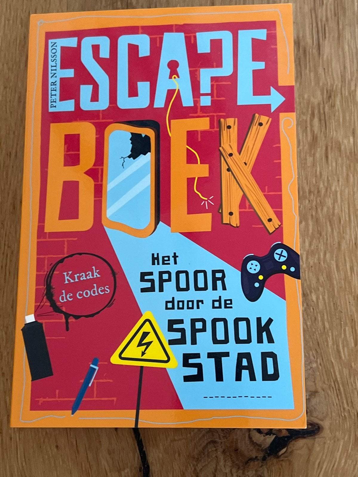 Peter Nilsson - Escape Boek - Het spoor door de spookstad, Boeken, Kinderboeken | Jeugd | 10 tot 12 jaar, Ophalen, Zo goed als nieuw