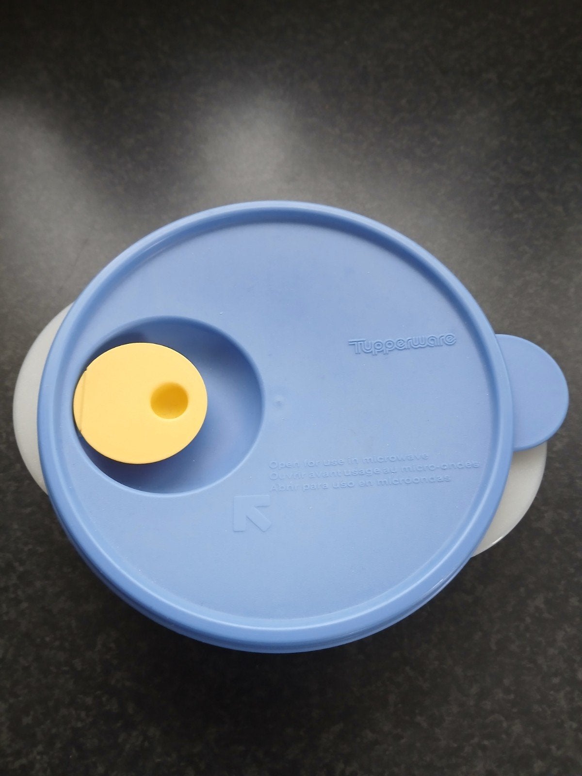 Een mooie tupperware bakje voor opwarmen in de magnetron., Ophalen, Overige typen, Zo goed als nieuw, Magnetronbestendig