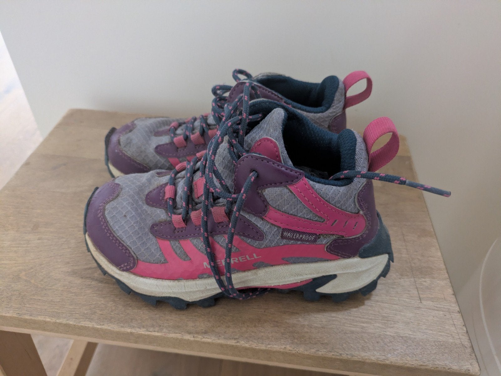 Merrell wandelschoenen maat 30, Gebruikt, Jongen of Meisje, Schoenen, Ophalen of Verzenden