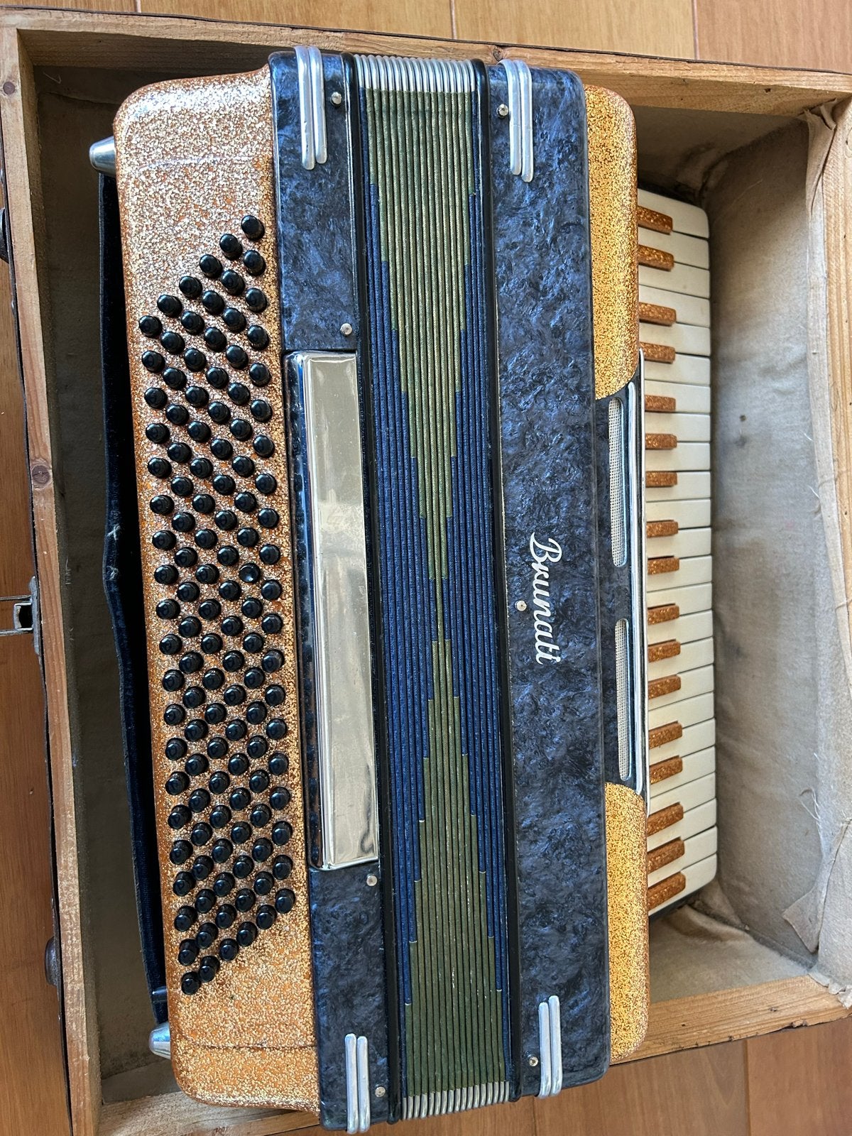 Brunatti Accordeon, Gebruikt, Overige formaten, Toetsaccordeon, Met koffer