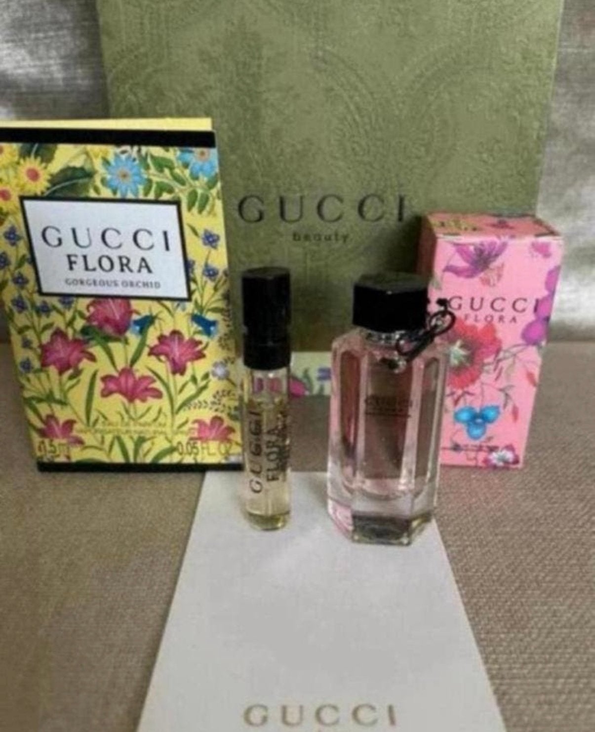 Miniatuur Gucci Flora Classic Pink edt, 5 ml nieuw in doos., Verzenden, Nieuw, Miniatuur, Gevuld