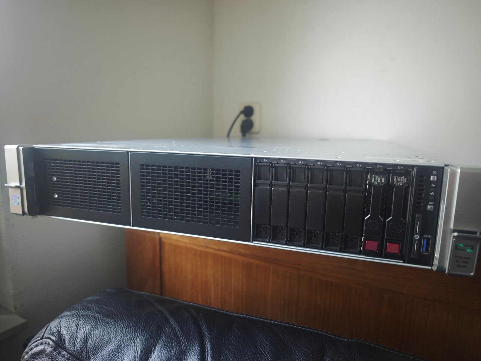 HP ProLiant DL380 Gen9 Server - 2x E5-2690, 16GB, 1.6TB SSD, Computers en Software, 2 tot 3 Ghz, ., Hot swappable onderdelen, Zo goed als nieuw