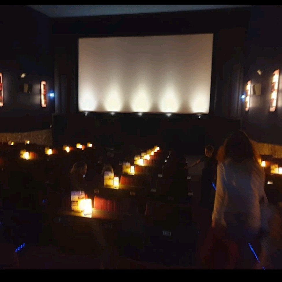 2x voucher bioscoop cinemajestic Zutphen, Drie personen of meer, Vrijkaartje alle films