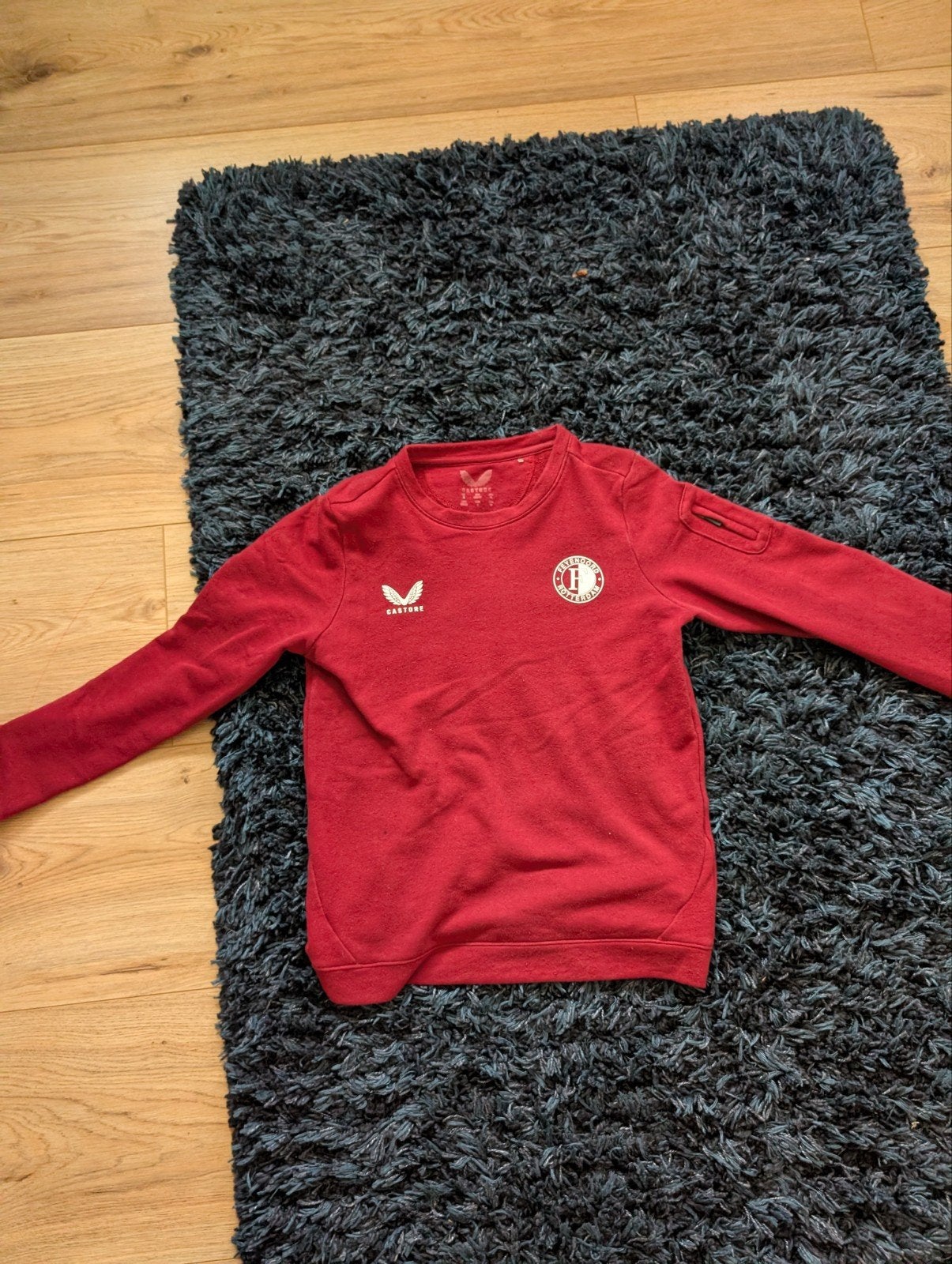 Castore Feyenoord sweater rood maat 152, Kinderen en Baby's, Ophalen of Verzenden, Zo goed als nieuw