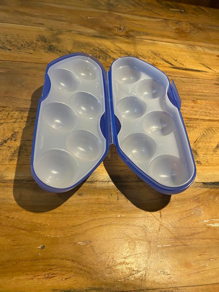 Tupperware eierdoos, Huis en Inrichting, Ophalen of Verzenden, Blauw