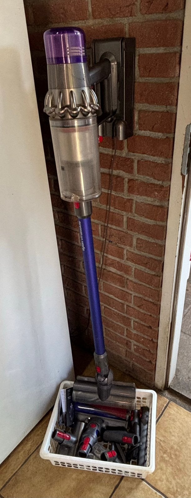 Dyson stofzuiger V11 absolute, Ophalen, Draadloos, Zo goed als nieuw, Dyson