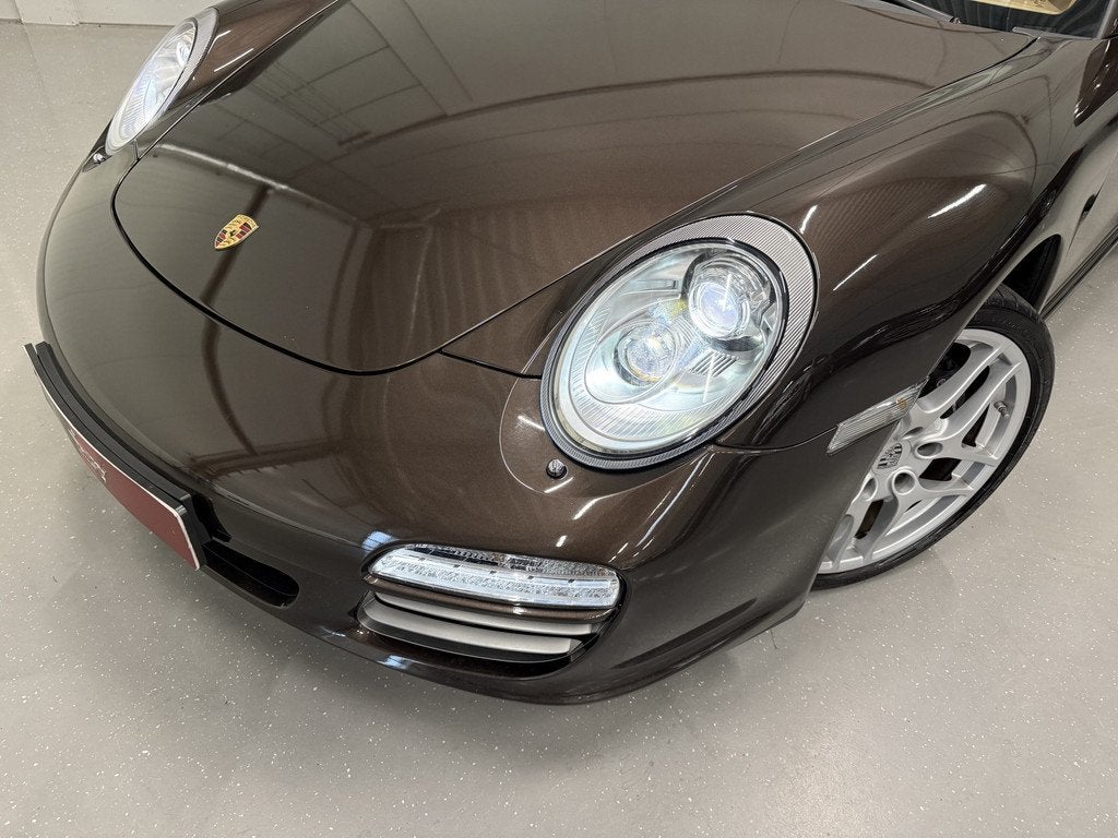Porsche 911 997.2 Targa 4 3.6 PDK 47.728km/MACADAMIA METALLI, Auto's, Porsche, Gebruikt, Beige, 4 stoelen, Leder