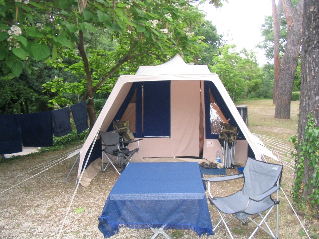 Atlanta 4 persoons tent De Wit / DWS, Caravans en Kamperen, Ophalen, Gebruikt, Tot en met 4