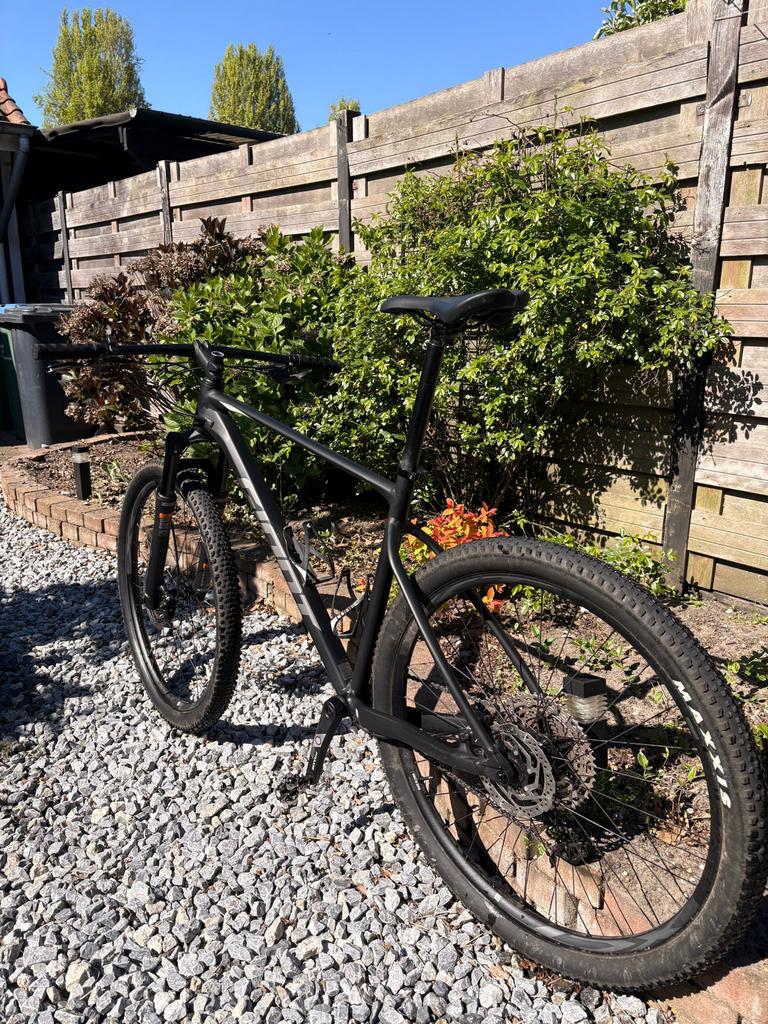 Giant Fathom 29 1 Mountainbike - Zo goed als nieuw, Fietsen en Brommers, Fietsen | Mountainbikes en ATB, Ophalen, Hardtail, Heren