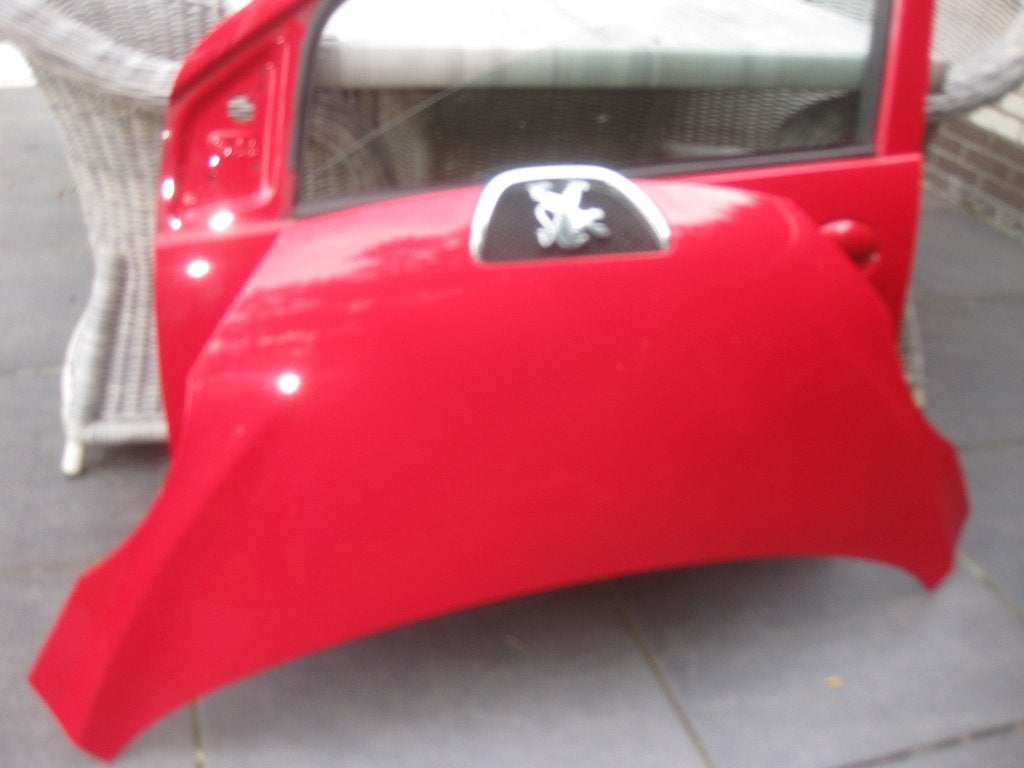 voor bumper, deur, scherm , spatbord  ,peugeot 107, Auto-onderdelen, Ophalen of Verzenden, Voor, Peugeot, Bumper