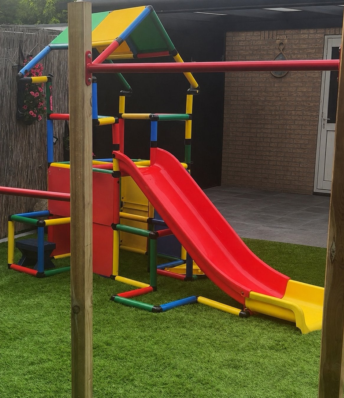 Quadro buitenspeelgoed, Kinderen en Baby's, Speelgoed | Buiten | Speeltoestellen, Ophalen, Zo goed als nieuw, Glijbaan