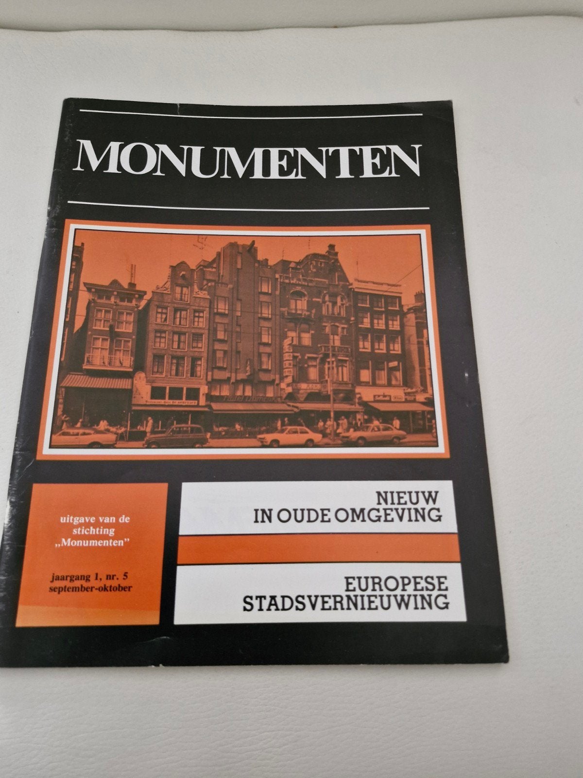 Monumenten Magazine - Nieuw in Oude Omgeving, Ophalen of Verzenden, Gelezen, Overige typen
