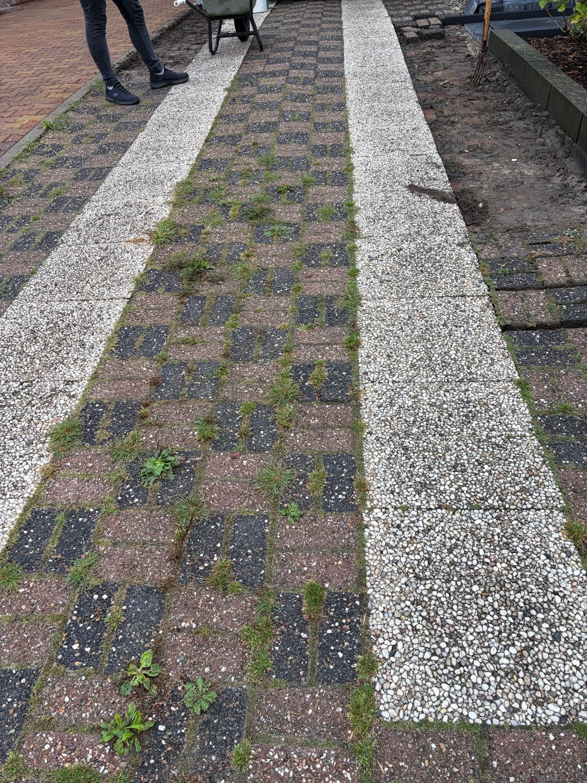 Gratis grindtegels (50x50) en klinkers ophalen, Tuin en Terras, Tegels en Klinkers, Gebruikt, Ophalen of Verzenden, 10 m² of meer