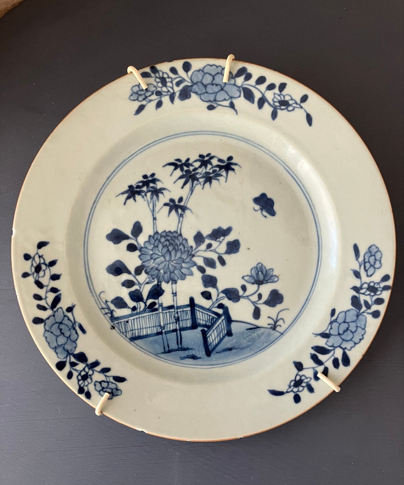 Antiek Chinees porseleinen bord, blauw-wit decor,  rond 1770, Ophalen of Verzenden