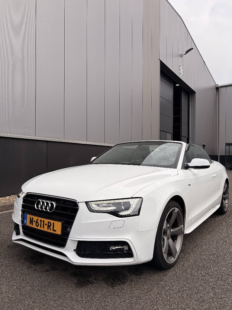 Audi A5 Cabriolet 1.8 TFSI S-line | Automaat | 138.100 km, Auto's, Dealer onderhouden, Zwart, 4 cilinders, Cabriolet
