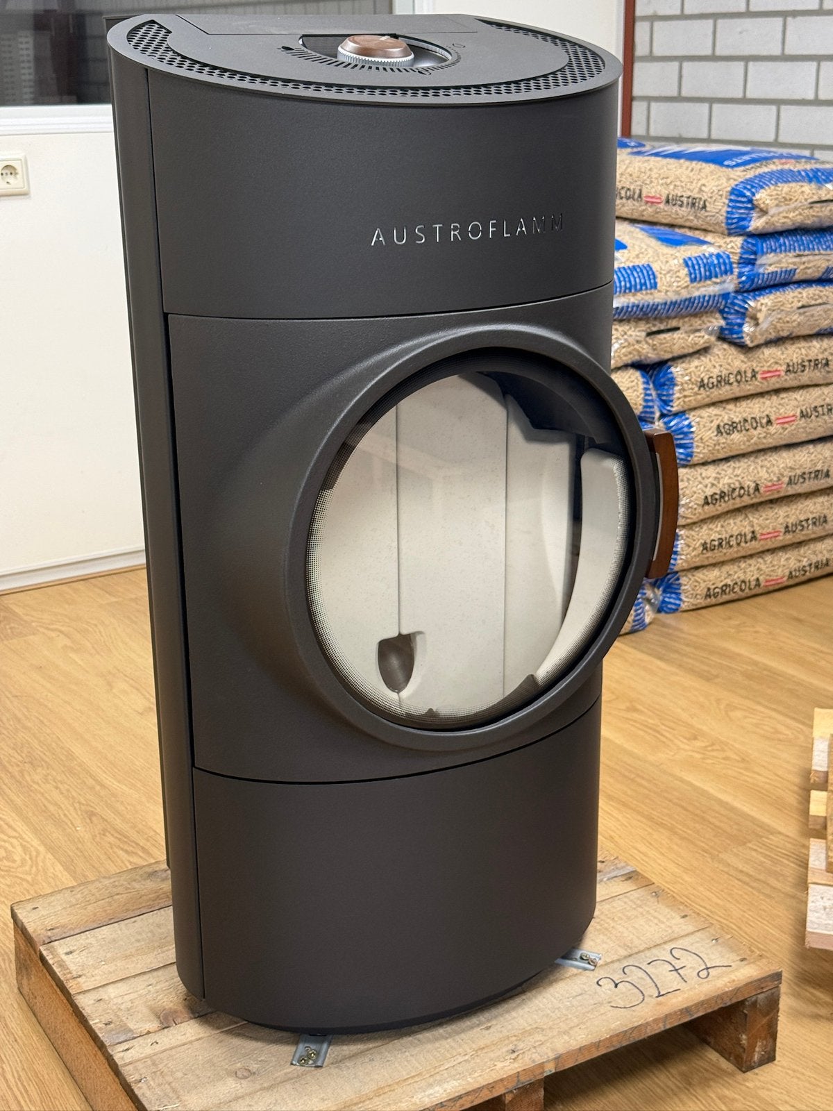 Nieuwe Austroflamm Clou compact 6 Kw, Huis en Inrichting, Kachels, Ophalen, Nieuw, Pelletkachel, Vrijstaand