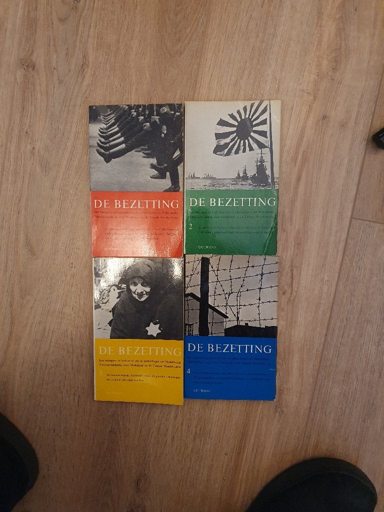 De Bezetting (4 delen), Ophalen of Verzenden, Tweede Wereldoorlog, Gelezen, Algemeen