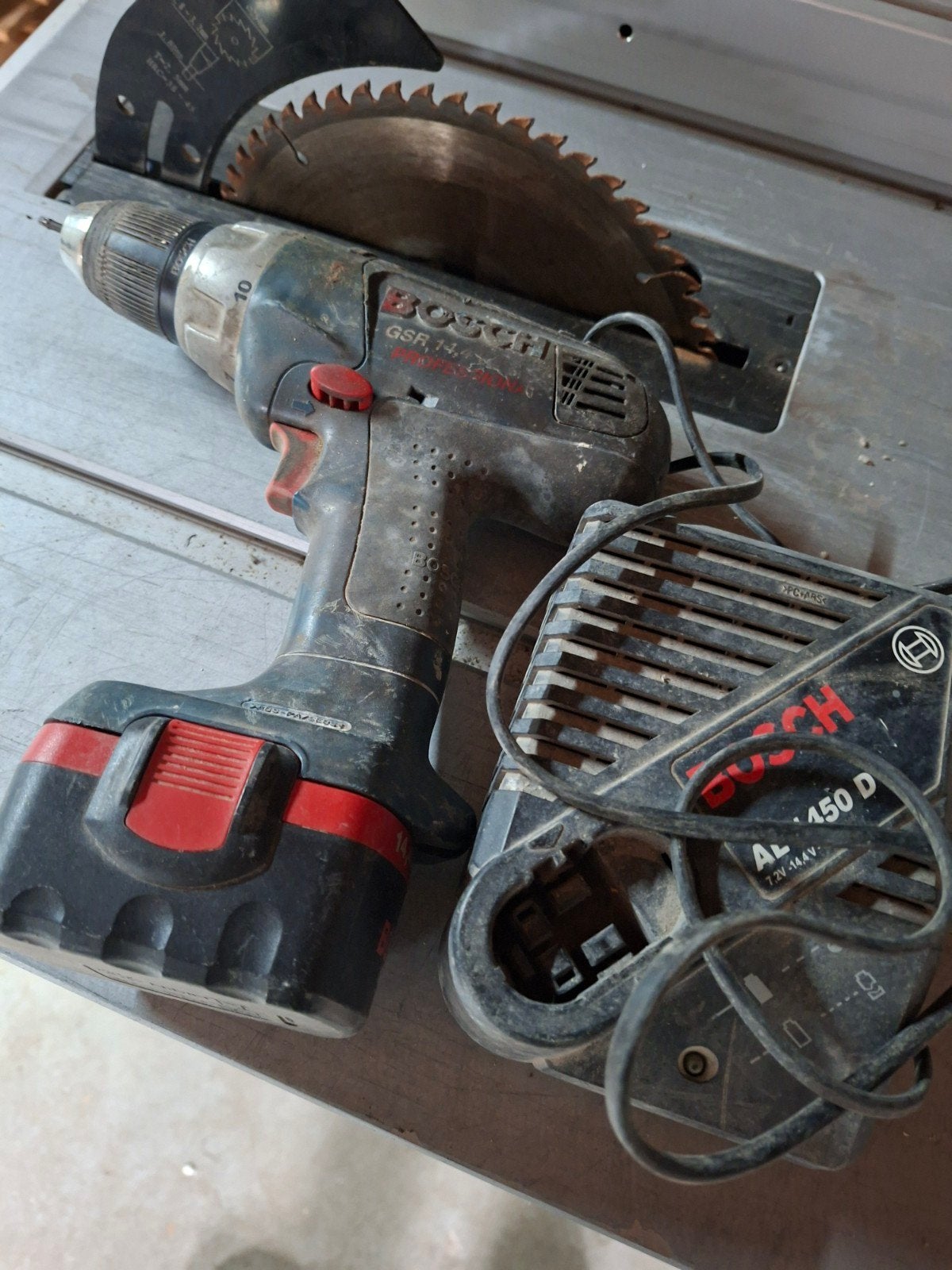 Bosch GSR 14,4 Professional Boor- en Schroefmachine, Ophalen, Gebruikt, Variabele snelheid, Boor- en Schroefmachine