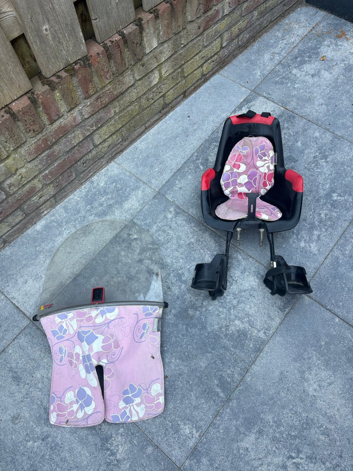 Bobike Mini S fietszitje met windscherm, Ophalen, Gebruikt, Voetsteuntjes, Voorzitje