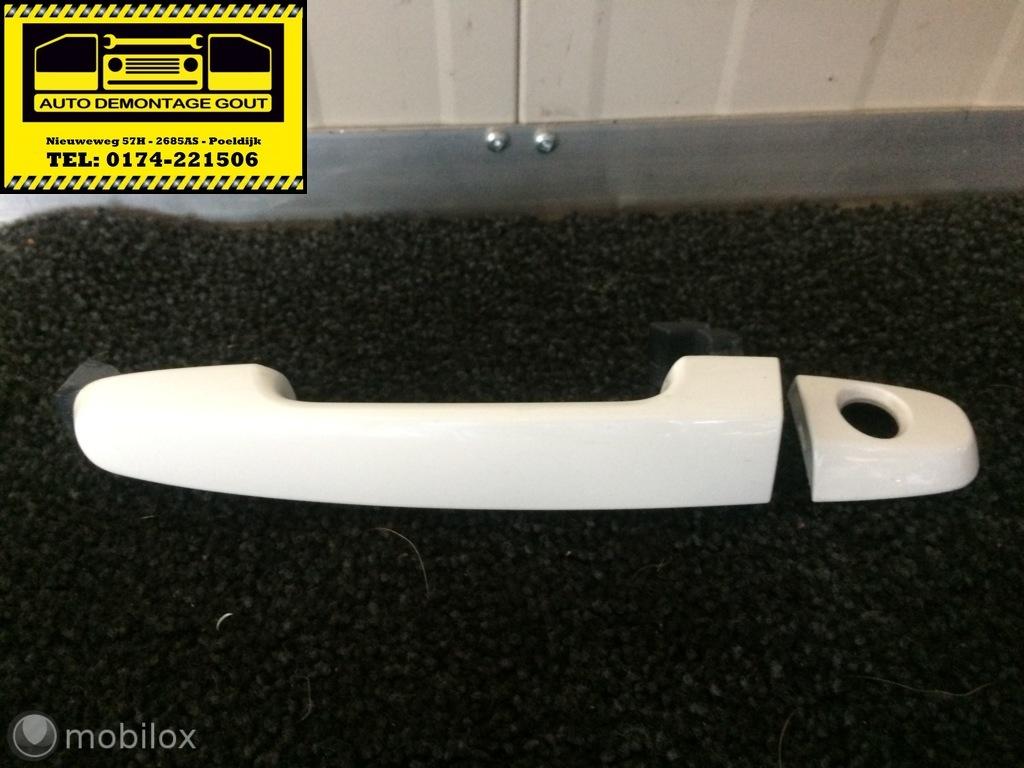Aygo C1 108 ('14-'17)Handgreep Deur Voordeur Links Wit, Gebruikt, Toyota, Ophalen of Verzenden, Toyota